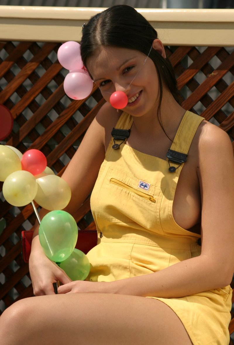 Инна, 22 года, 0 размер груди